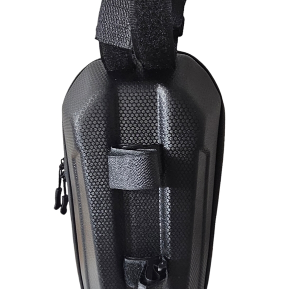 Hiboy Waterproof and Stable Handlebar Bag for Electric Scooter/Electric Bike - Picture 5 of 7